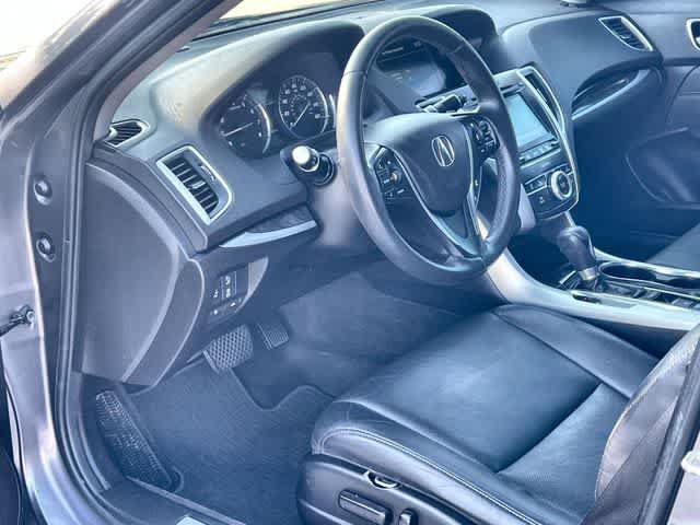 Used 2018 Acura TLX w/ Technology Package FWD image 3