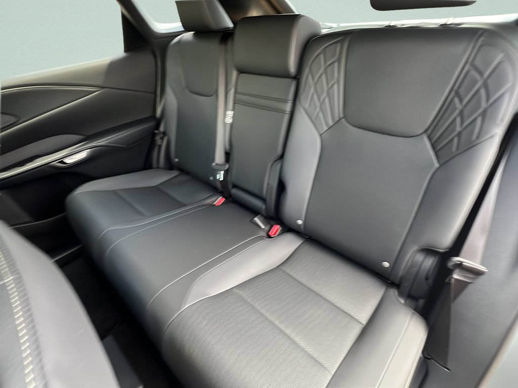 Used 2026 Lexus RX 450h AWD w/ Convenience Package image 10