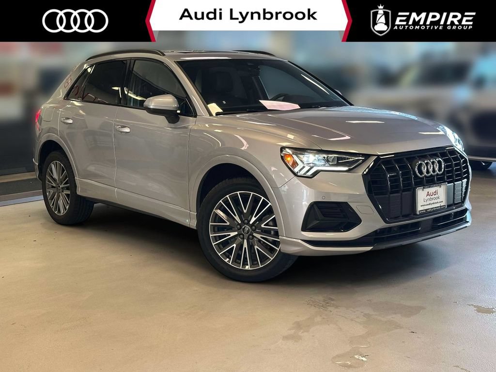 Used 2023 Audi Q3 2.0T Premium w/ Convenience Package AWD/4WD image 1
