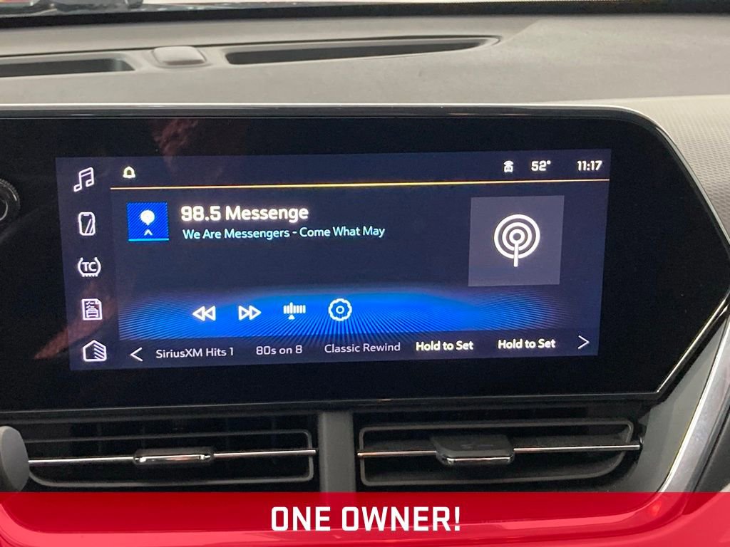 Used 2024 Chevrolet Trax LT w/ LT Convenience Package image 3