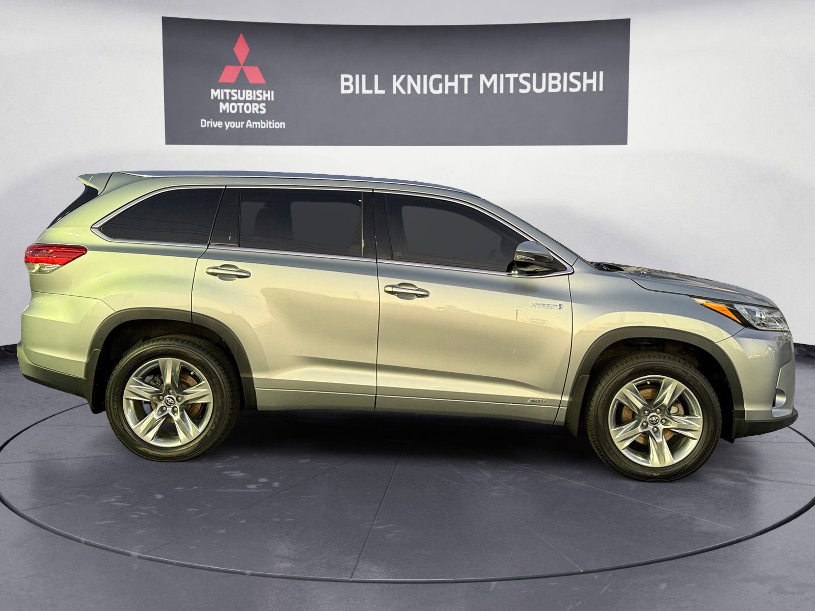 Used 2019 Toyota Highlander Limited image 6