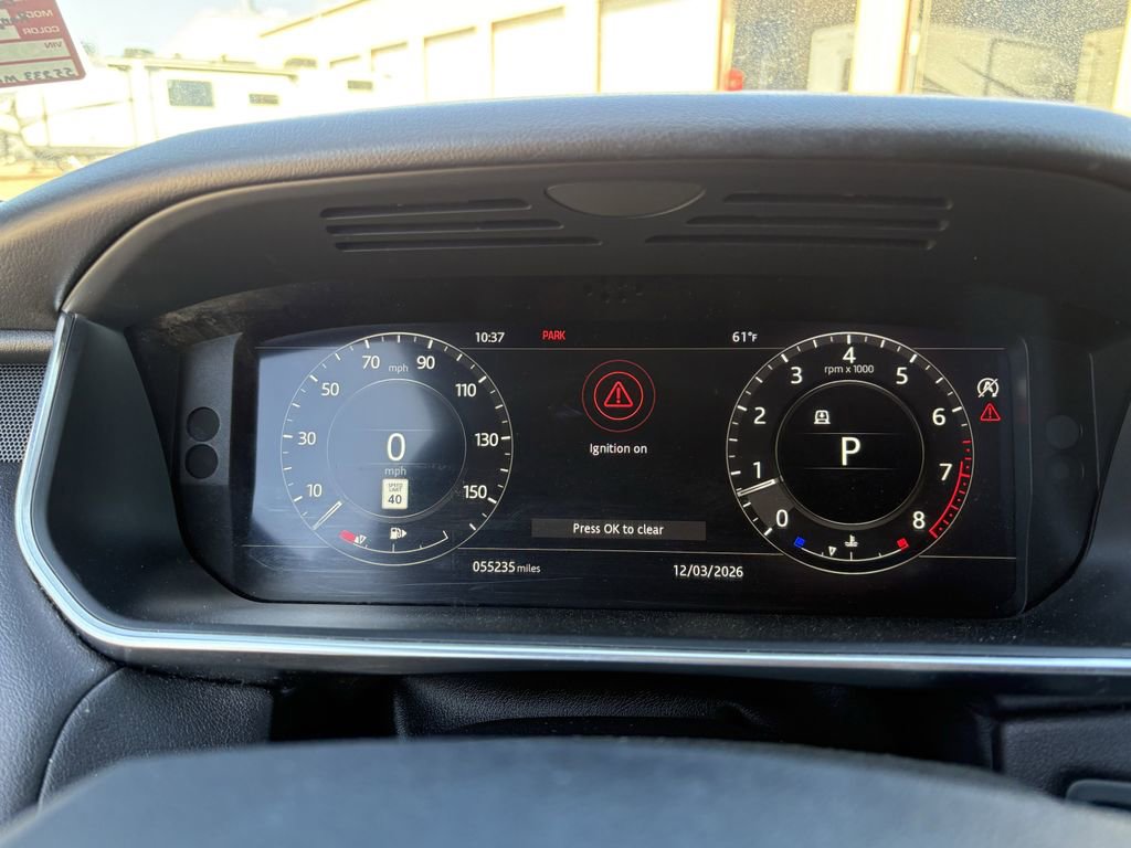 Used 2018 Land Rover Range Rover Sport SE image 18