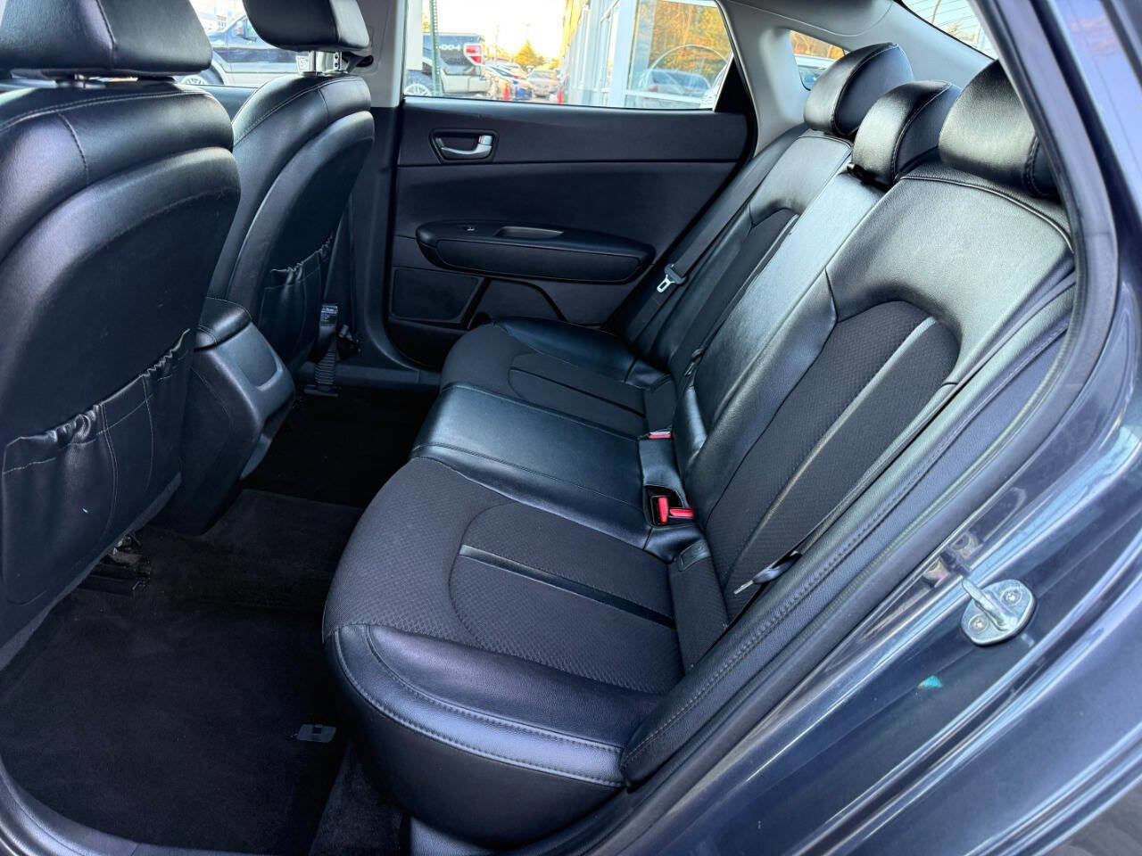 Used 2018 Kia Optima S image 19