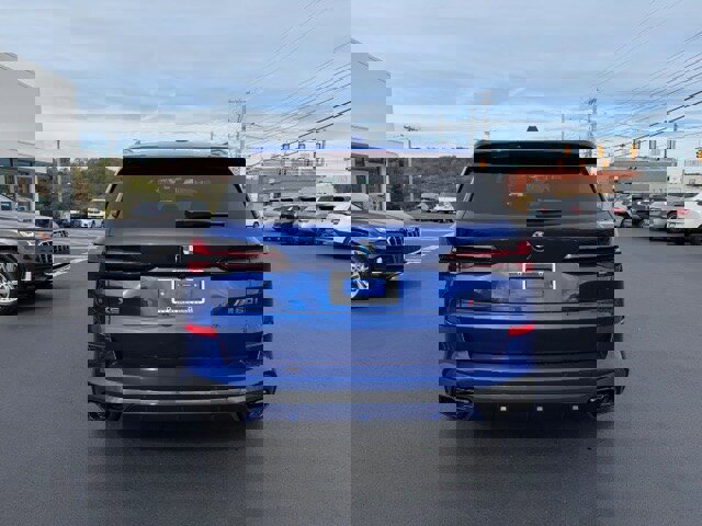 New 2026 BMW X5 M60i w/ Climate Comfort Package image 6