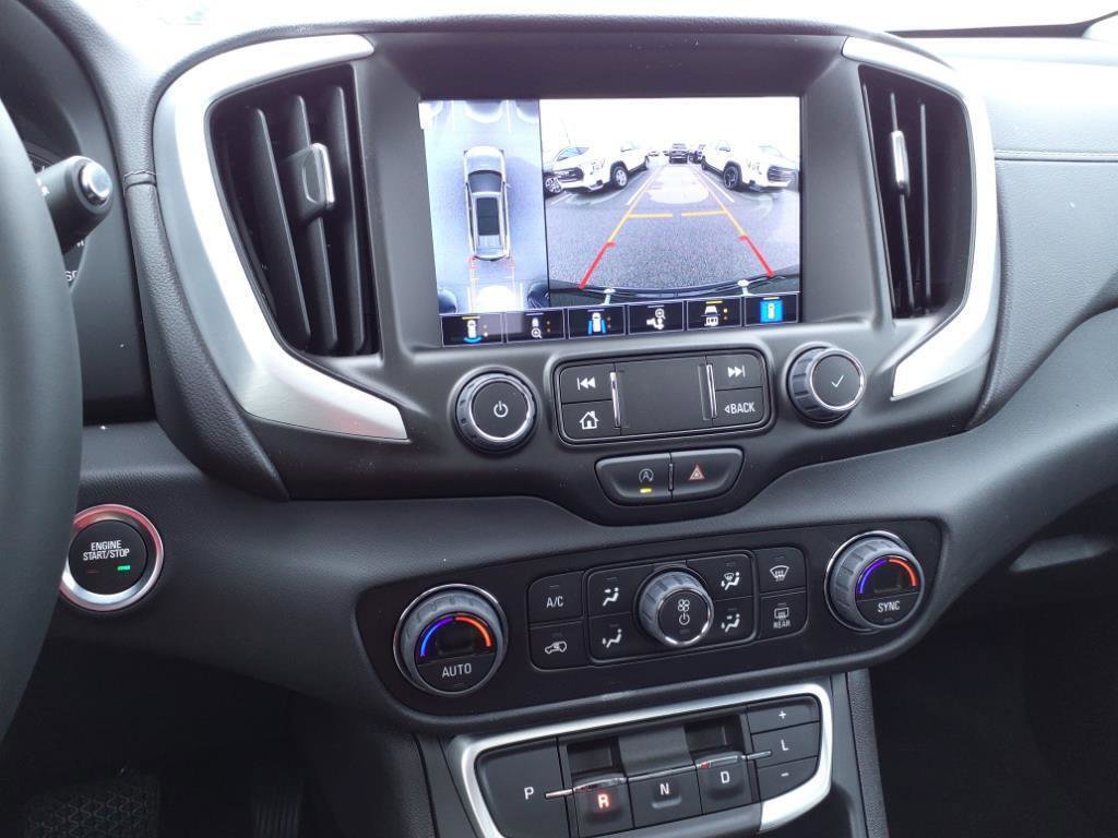Used 2023 GMC Terrain SLT w/ Tech Package image 15