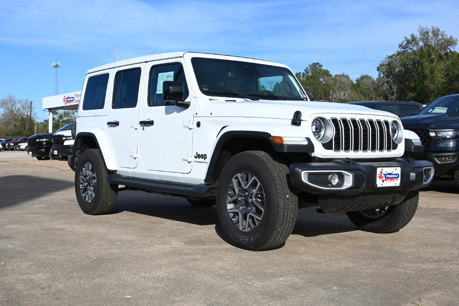 New 2025 Jeep Wrangler Unlimited Sahara AWD/4WD image 4