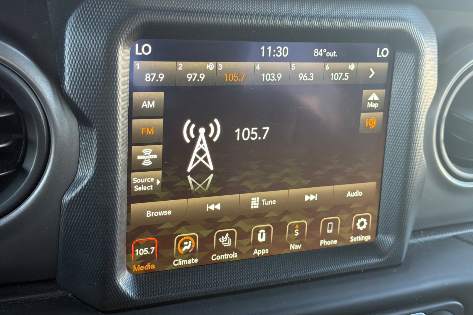 Used 2022 Jeep Gladiator Sport AWD/4WD image 22