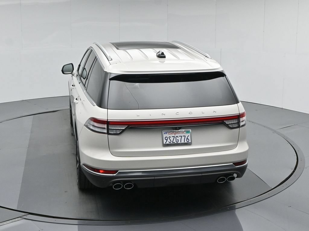 Used 2025 Lincoln Aviator Reserve w/ Equipment Group 201A AWD/4WD image 48