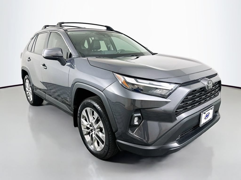 Used 2024 Toyota RAV4 XLE Premium FWD image 3