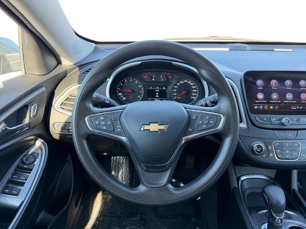 Used 2024 Chevrolet Malibu LT FWD image 14