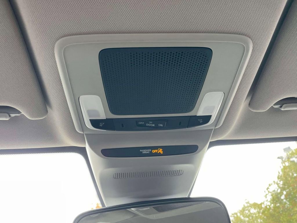 Certified 2023 Honda HR-V LX image 28