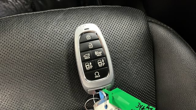 Used 2023 Hyundai Sonata Limited FWD image 21