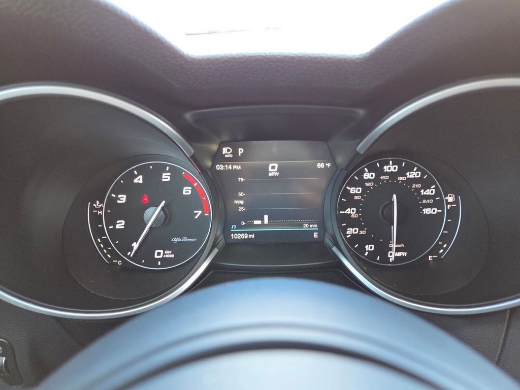 Used 2023 Alfa Romeo Stelvio Sprint image 29