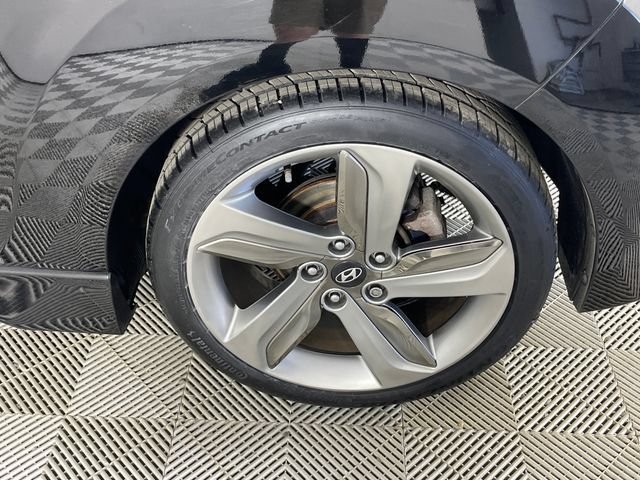 Used 2015 Hyundai Veloster Turbo FWD image 16