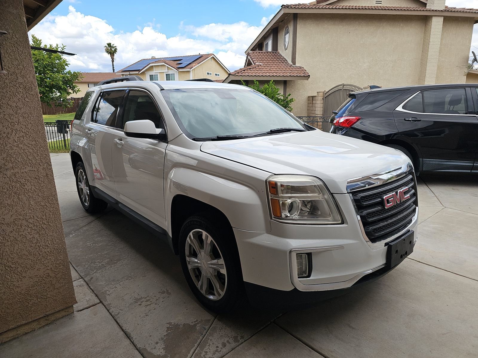 Used 2017 GMC Terrain SLE FWD image 4