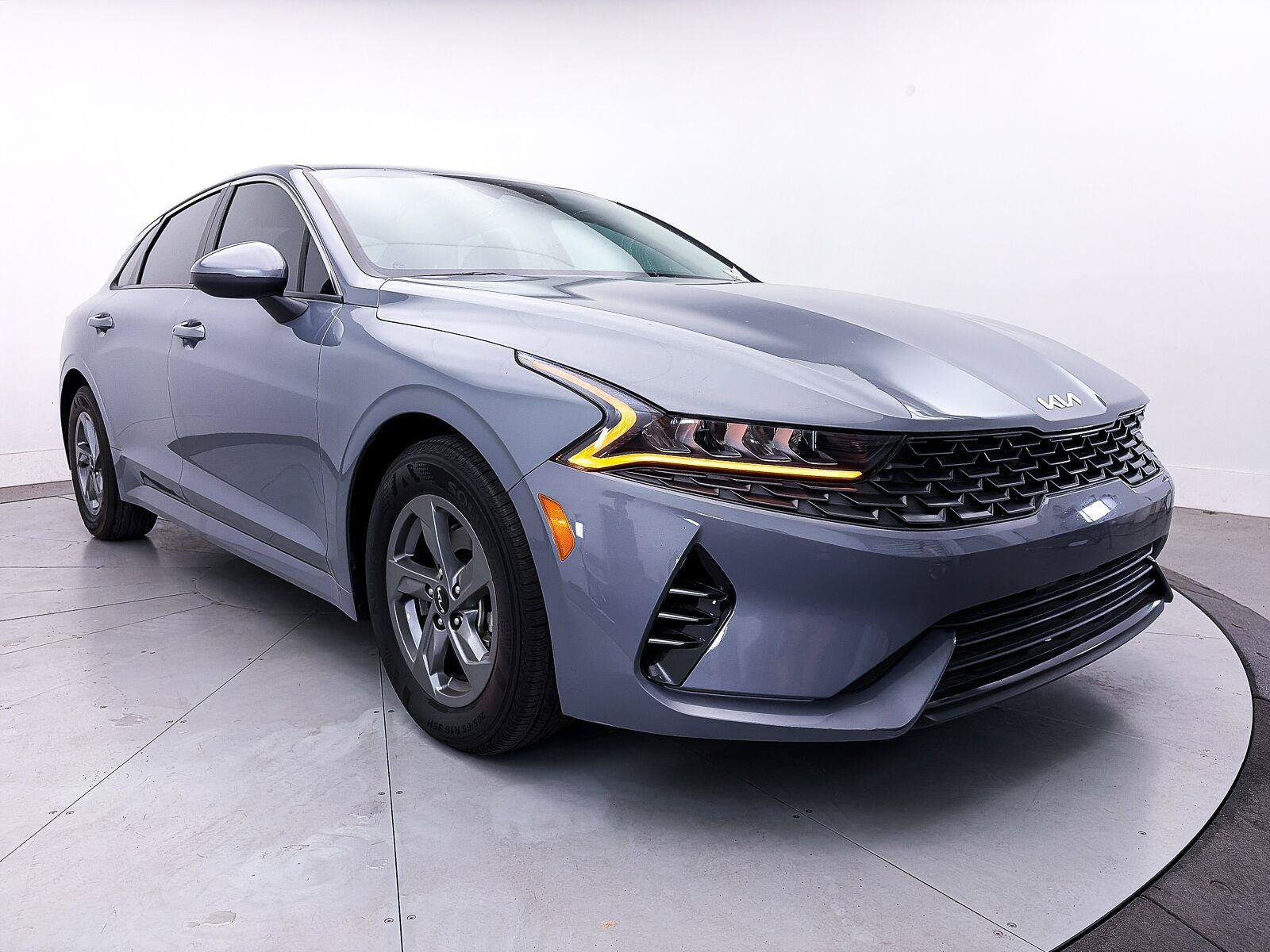Used 2024 Kia K5 LXS FWD image 9
