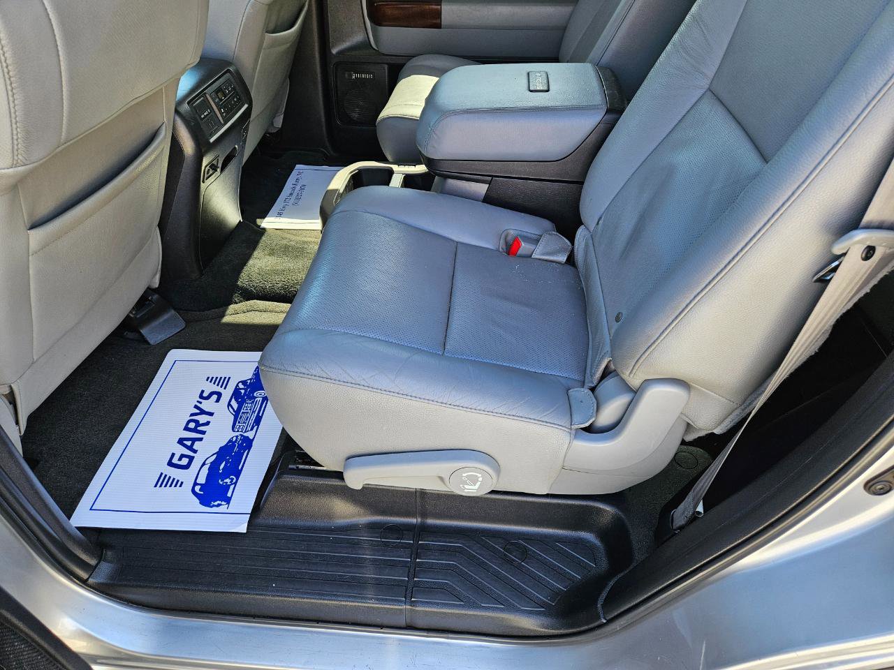 Used 2016 Toyota Sequoia Platinum image 15