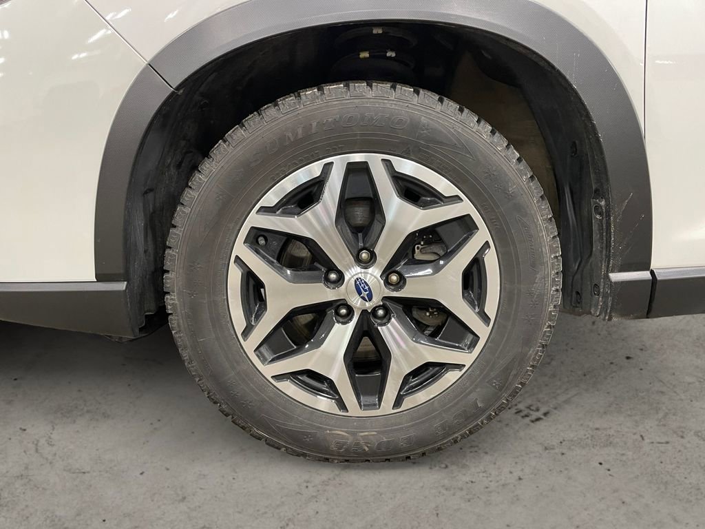 Used 2021 Subaru Forester Premium image 14