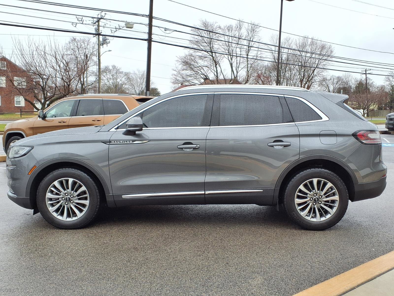 Certified 2022 Lincoln Nautilus Reserve image 7