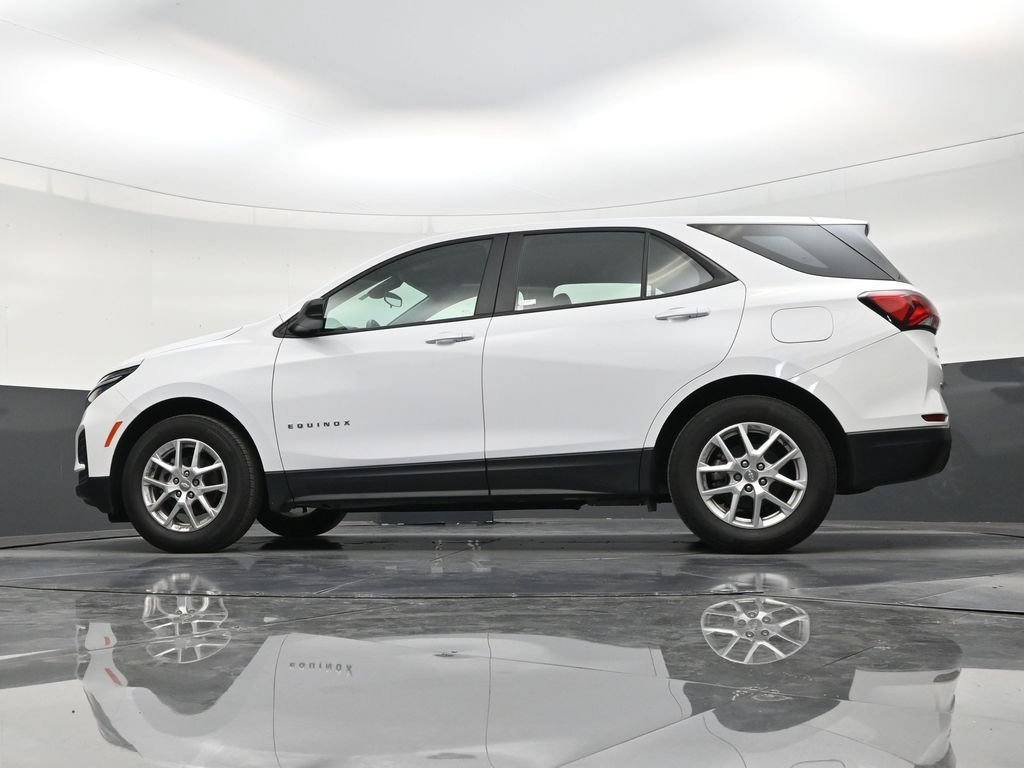Used 2024 Chevrolet Equinox LS FWD image 21