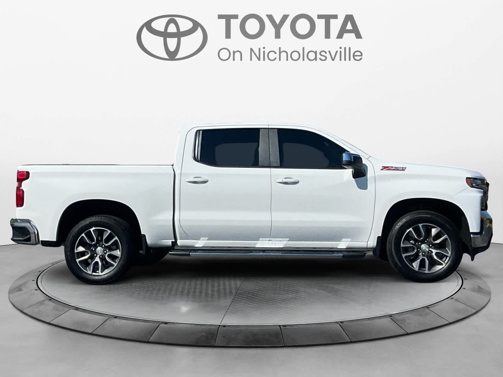 Used 2020 Chevrolet Silverado 1500 LT w/ All-Star Edition AWD/4WD image 6