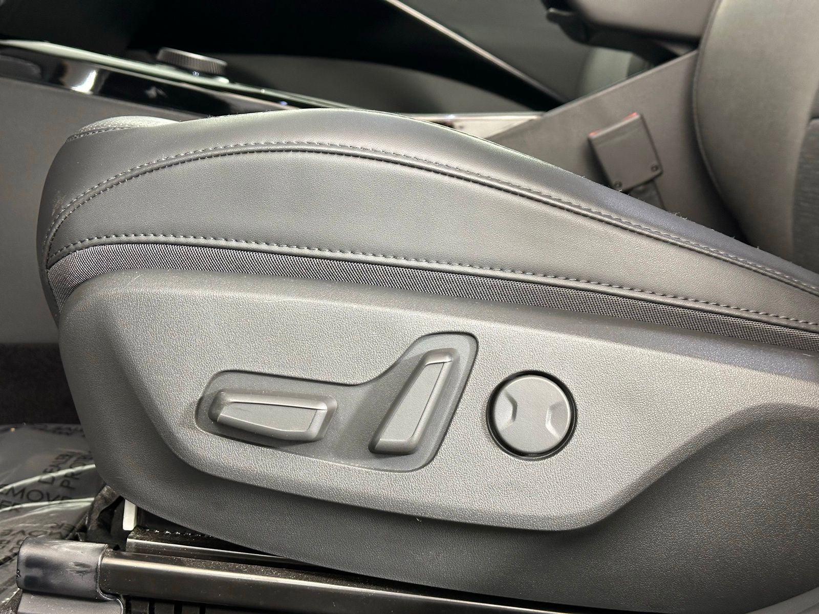 Used 2024 Kia Niro Wave image 7