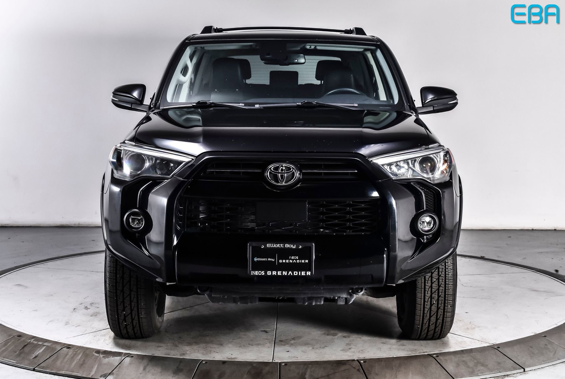 Used 2024 Toyota 4Runner SR5 Premium w/ Moonroof Package AWD/4WD image 8