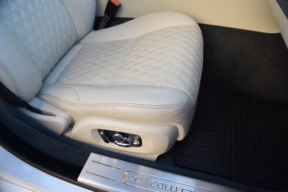 Used 2019 Jaguar XJ Collection image 53