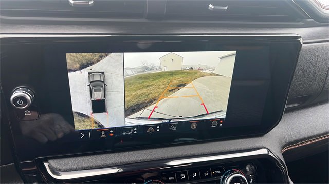 Used 2024 GMC Sierra 1500 AT4 w/ Technology Package image 31