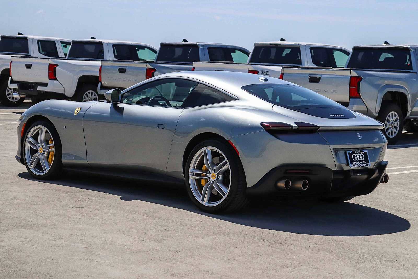 Used 2021 Ferrari Roma RWD image 6