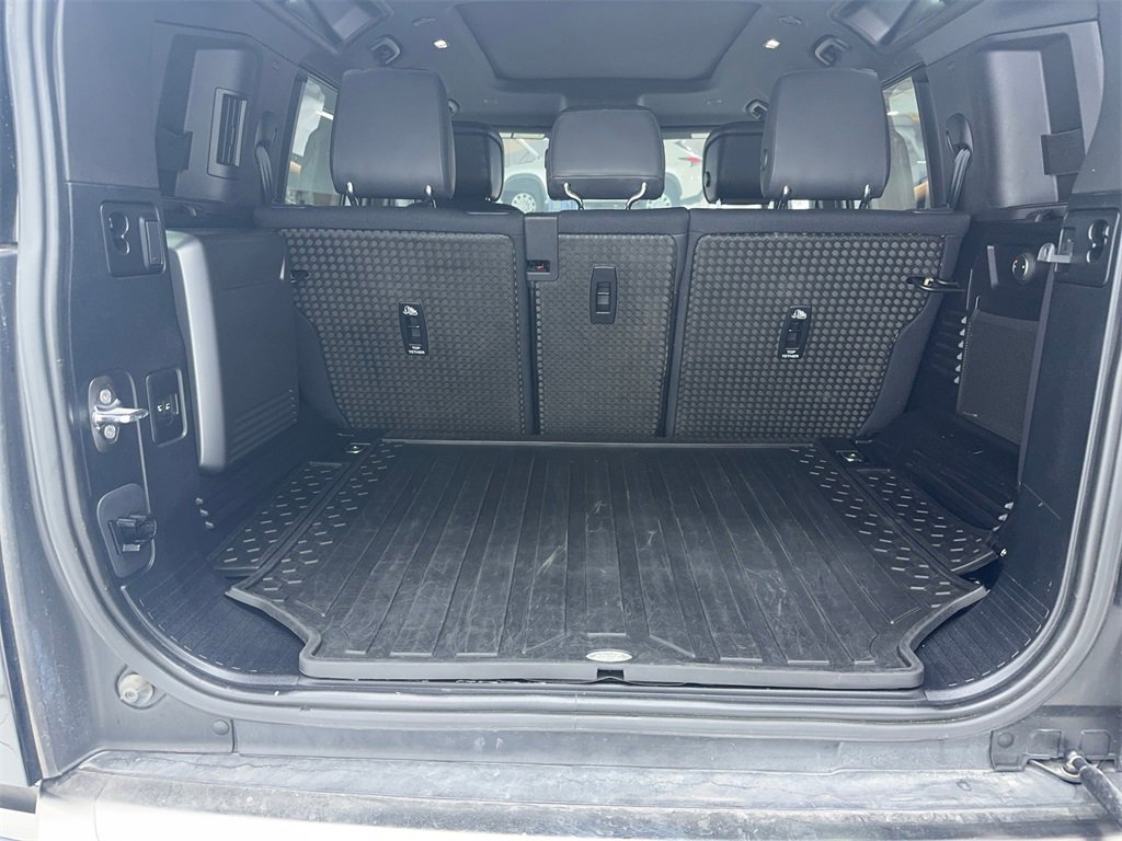 Used 2022 Land Rover Defender 110 X image 12