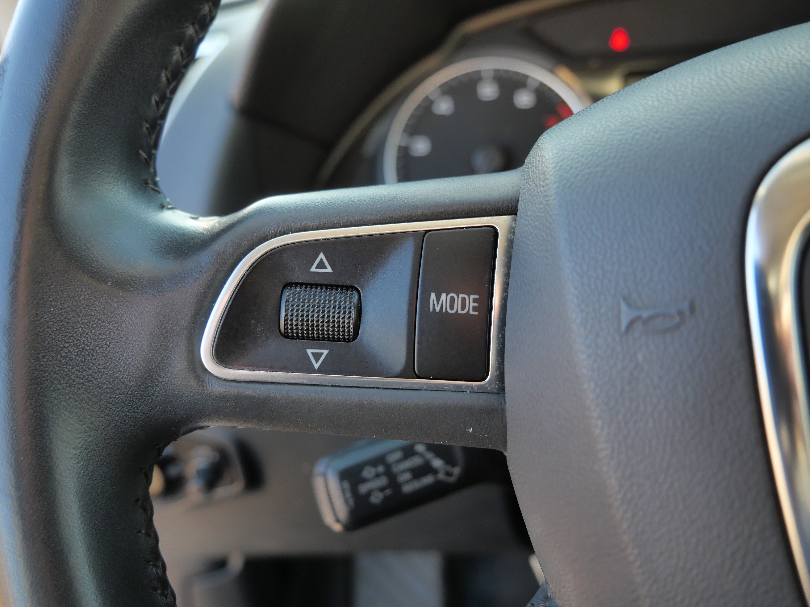 Used 2012 Audi Q5 3.2 Premium Plus image 27