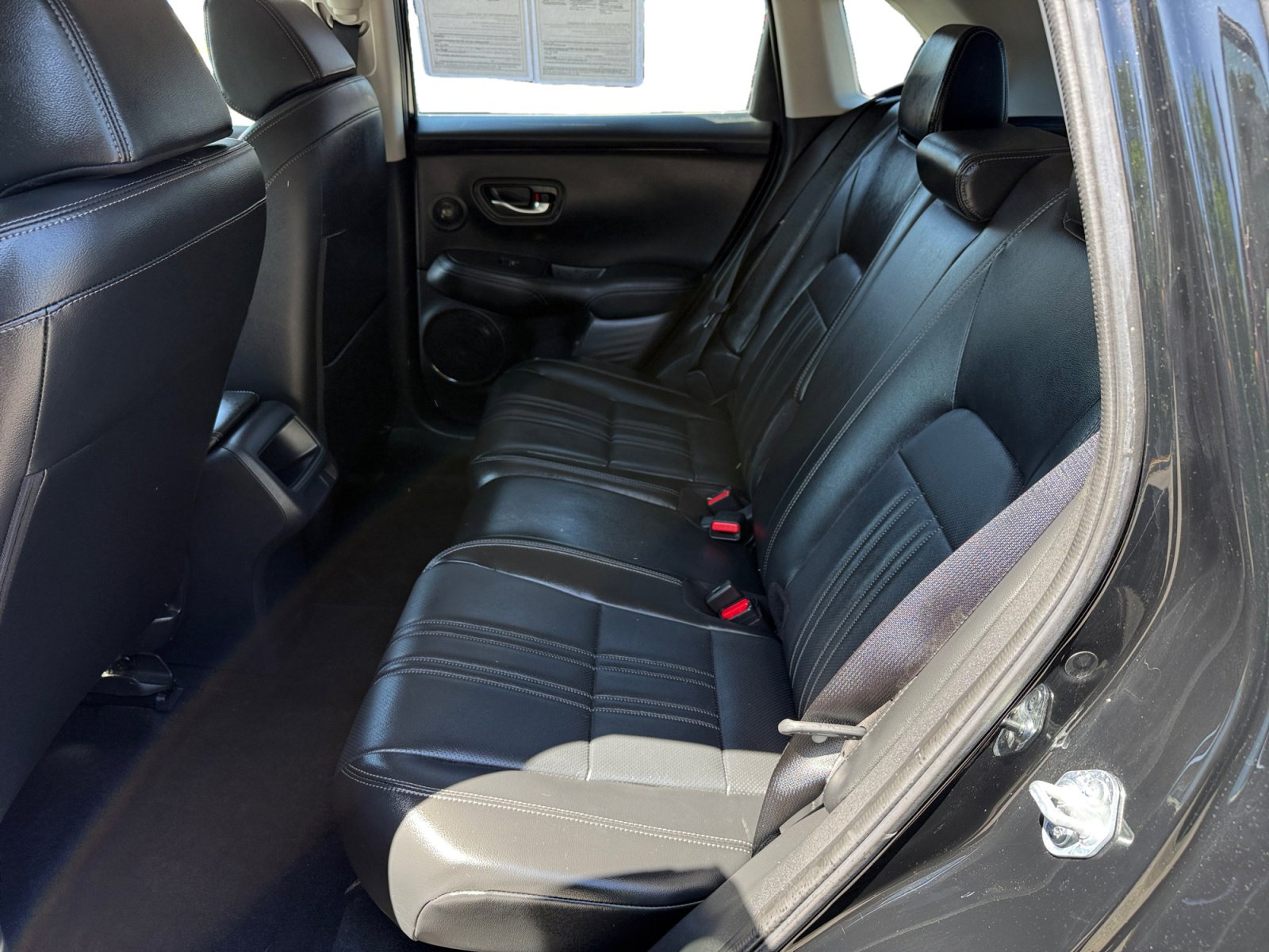 Used 2025 Honda HR-V EX-L image 16
