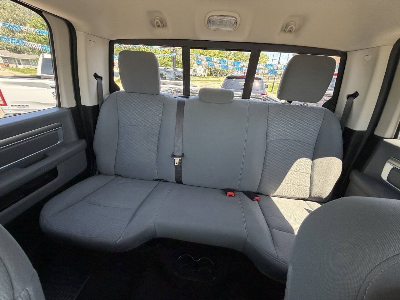 Used 2017 RAM 1500 Classic SLT w/ SLT Plus D←cor Group AWD/4WD image 26