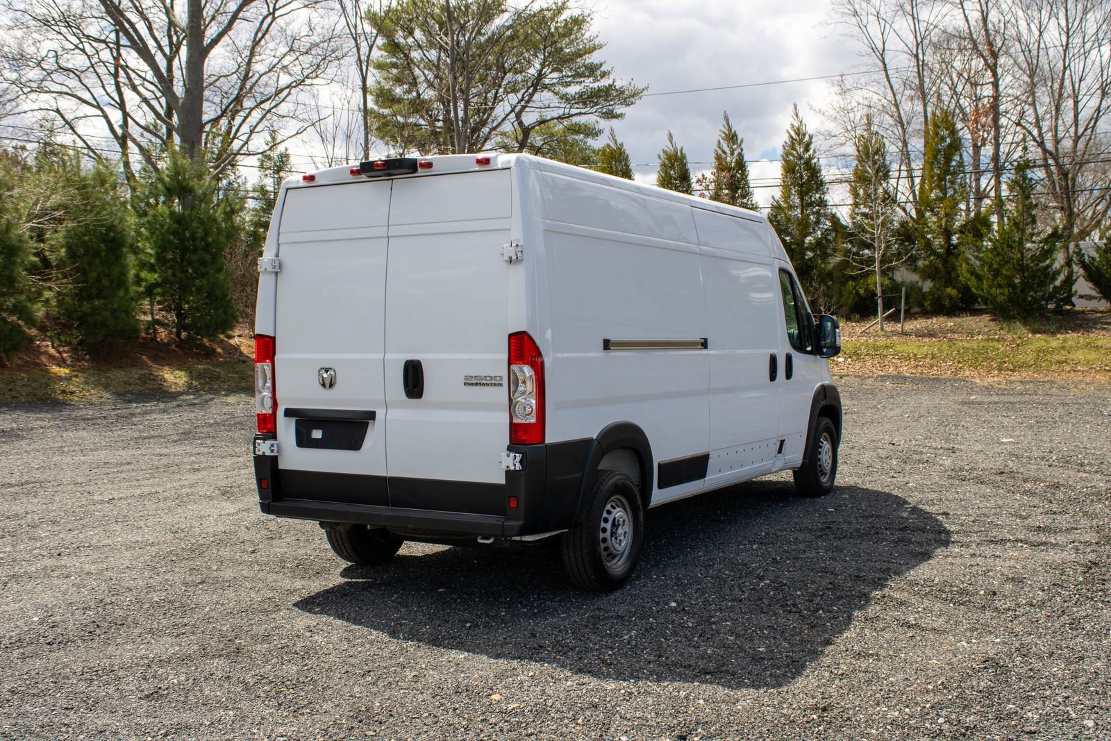 Used 2024 RAM ProMaster 2500 w/ Convenience Group image 14