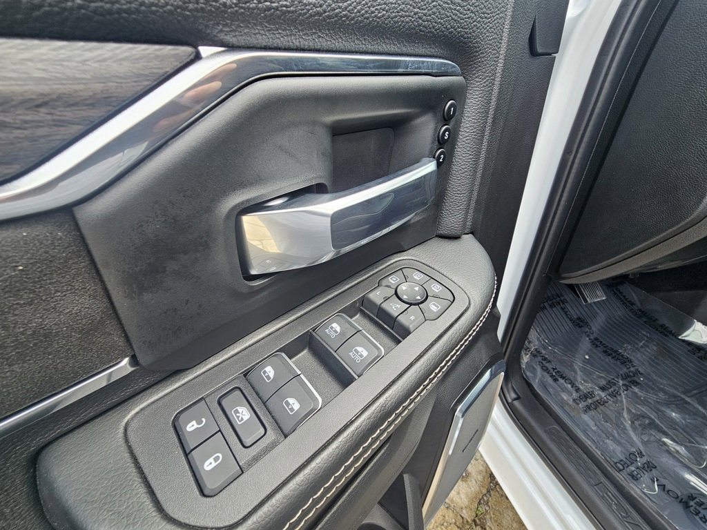 New 2025 RAM 2500 Laramie image 25