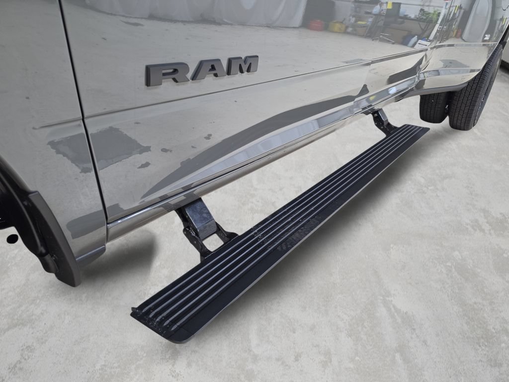 New 2027 RAM 3500 Laramie AWD/4WD image 33