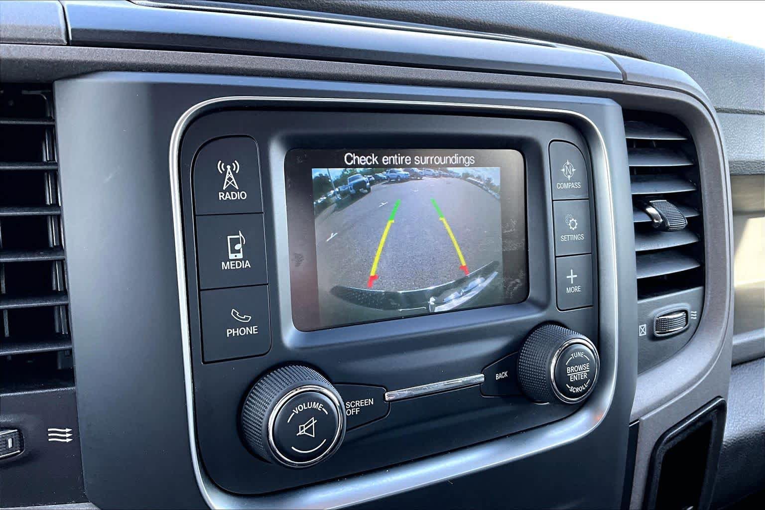 Used 2019 RAM 1500 Tradesman w/ Chrome Appearance Group RWD image 26