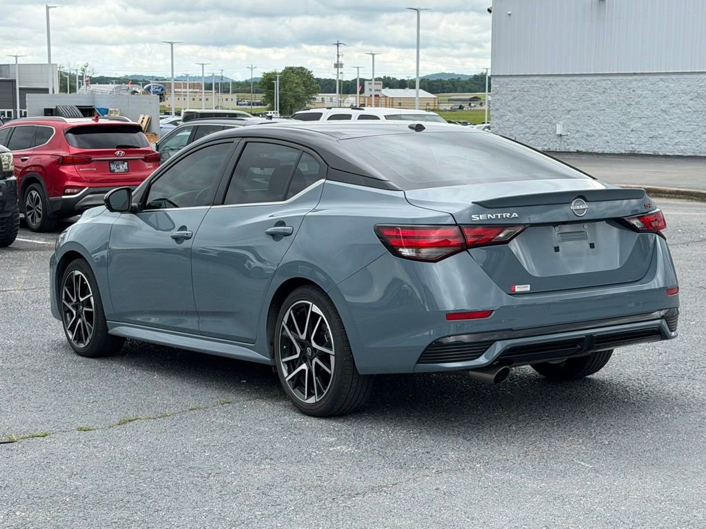 Used 2025 Nissan Sentra SR w/ SR Premium Package FWD image 7