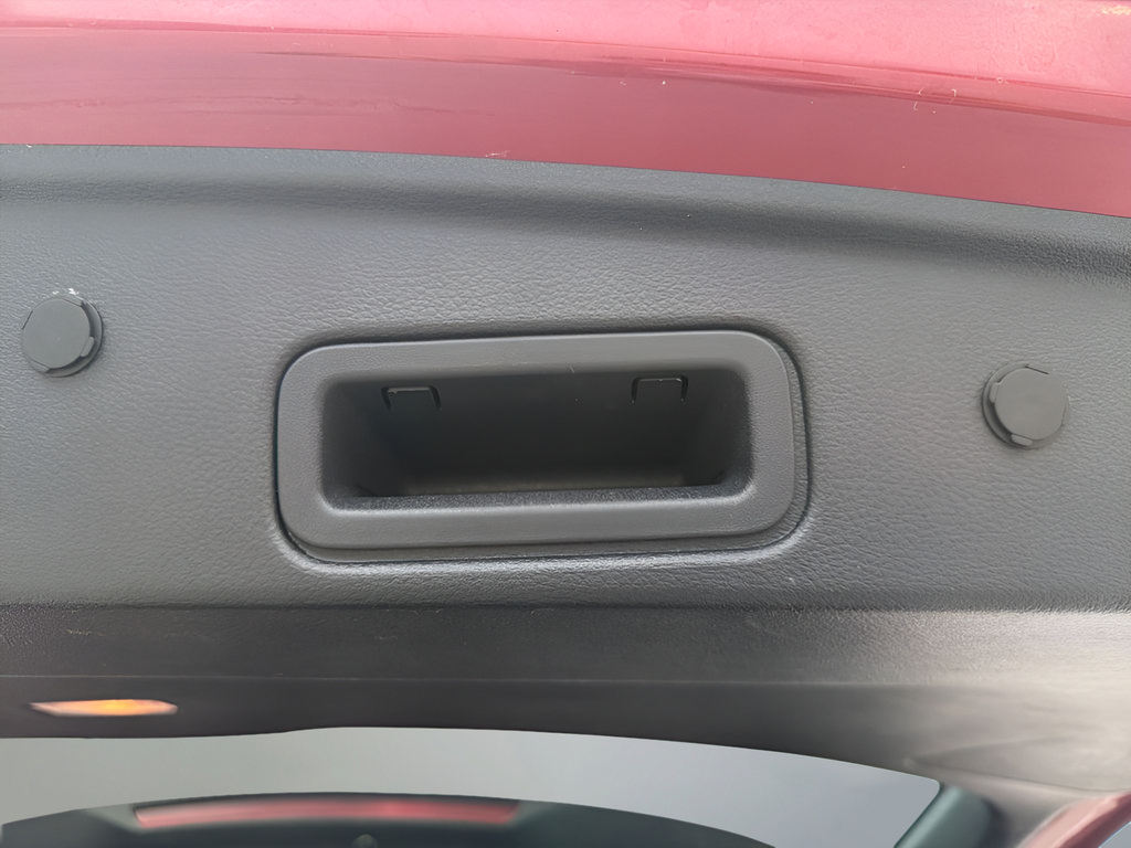 Certified 2024 Nissan Pathfinder SV FWD image 13