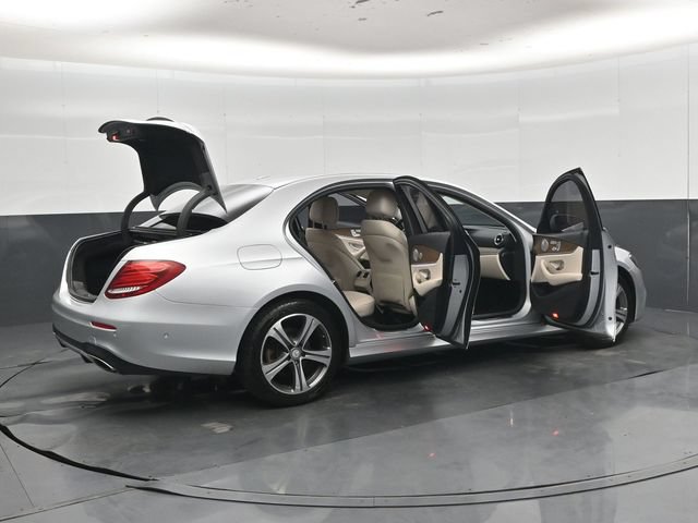 Used 2017 Mercedes-Benz E 300 4MATIC image 58