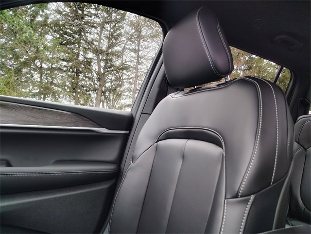 New 2025 Jeep Grand Cherokee L Limited w/ Black Appearance Package image 26