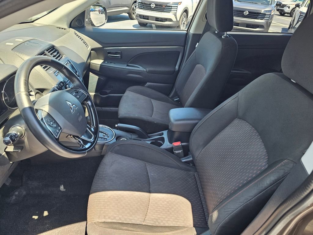 Used 2017 Mitsubishi Outlander Sport LE AWD/4WD image 13
