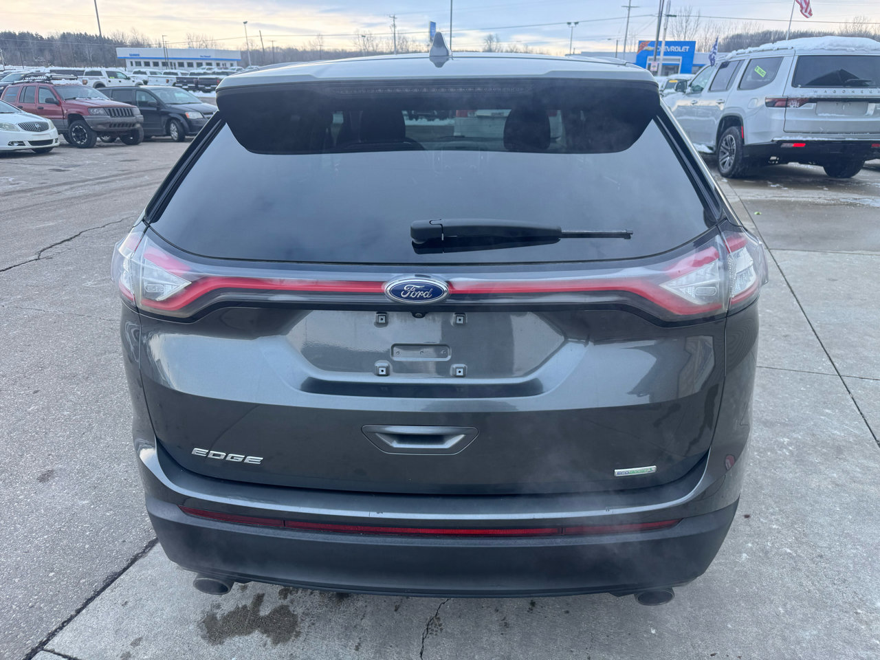 Used 2018 Ford Edge SE image 6