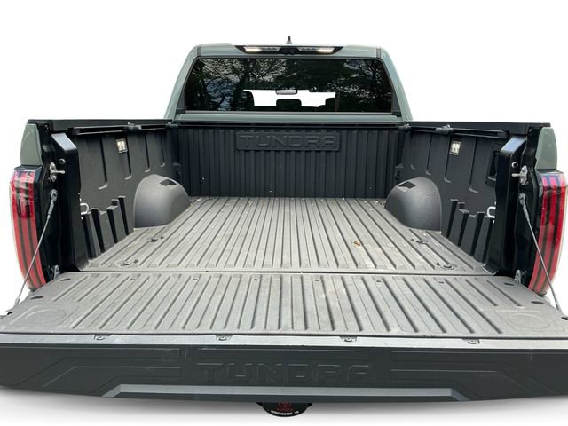 Used 2024 Toyota Tundra Limited AWD/4WD image 19