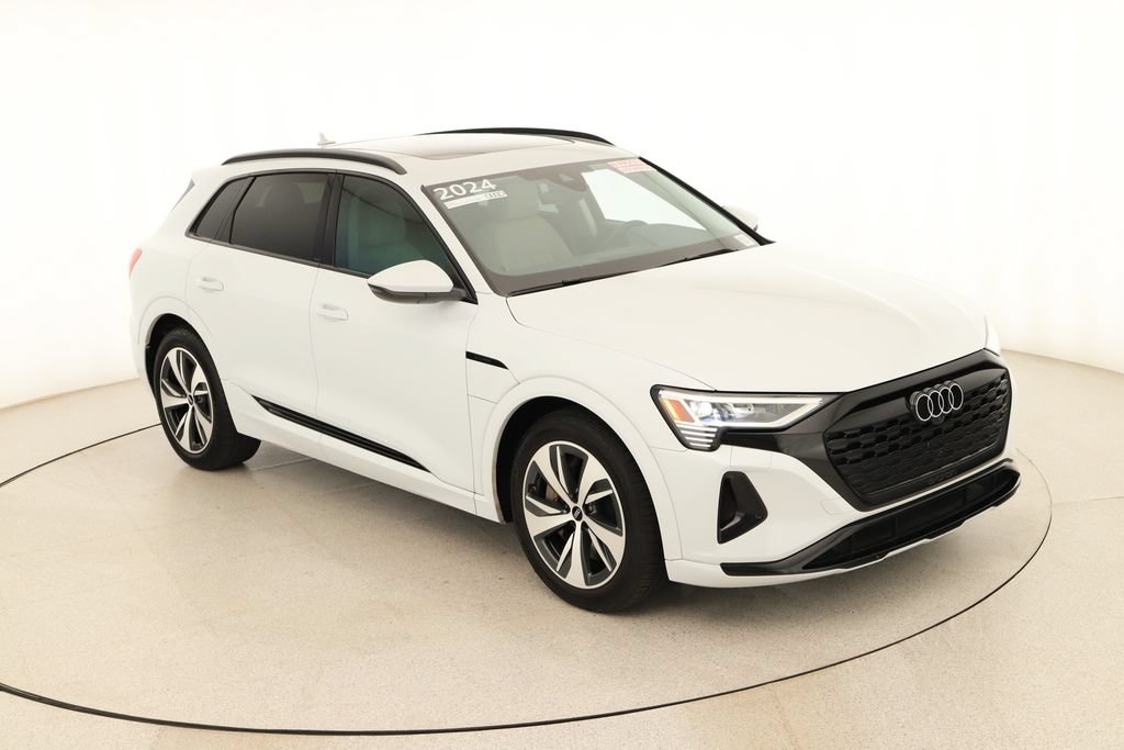 Certified 2024 Audi Q8 e-tron Premium AWD/4WD image 40