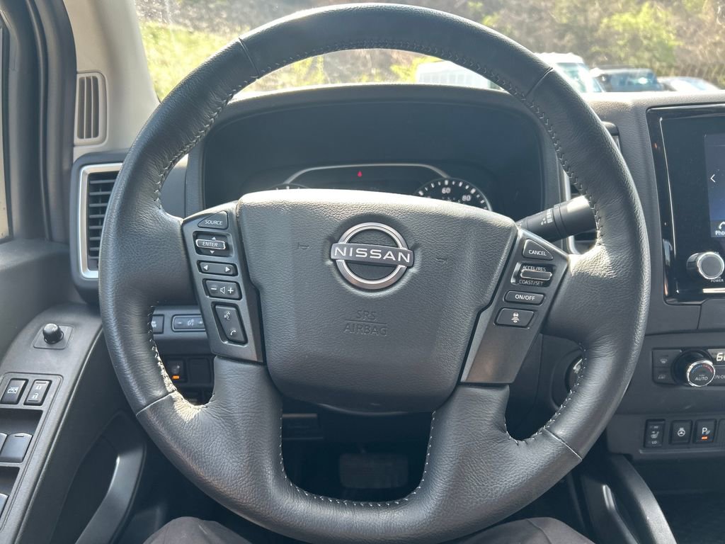 Used 2024 Nissan Frontier SV w/ SV Convenience Package image 12