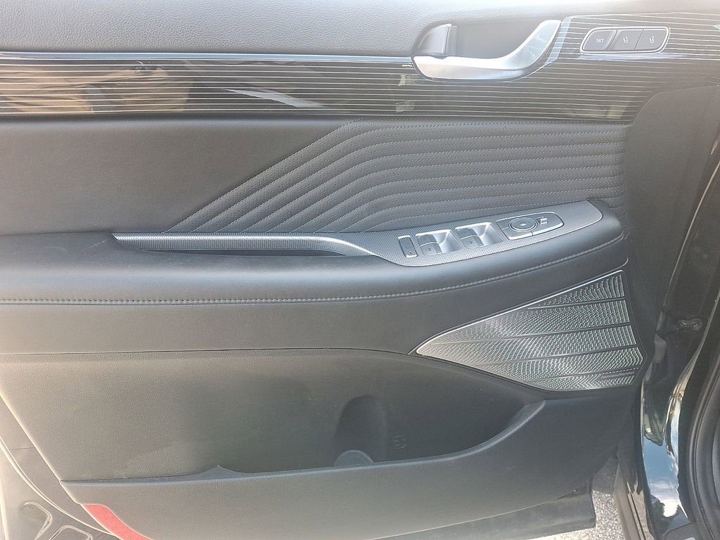 Used 2024 Hyundai Palisade Calligraphy image 12