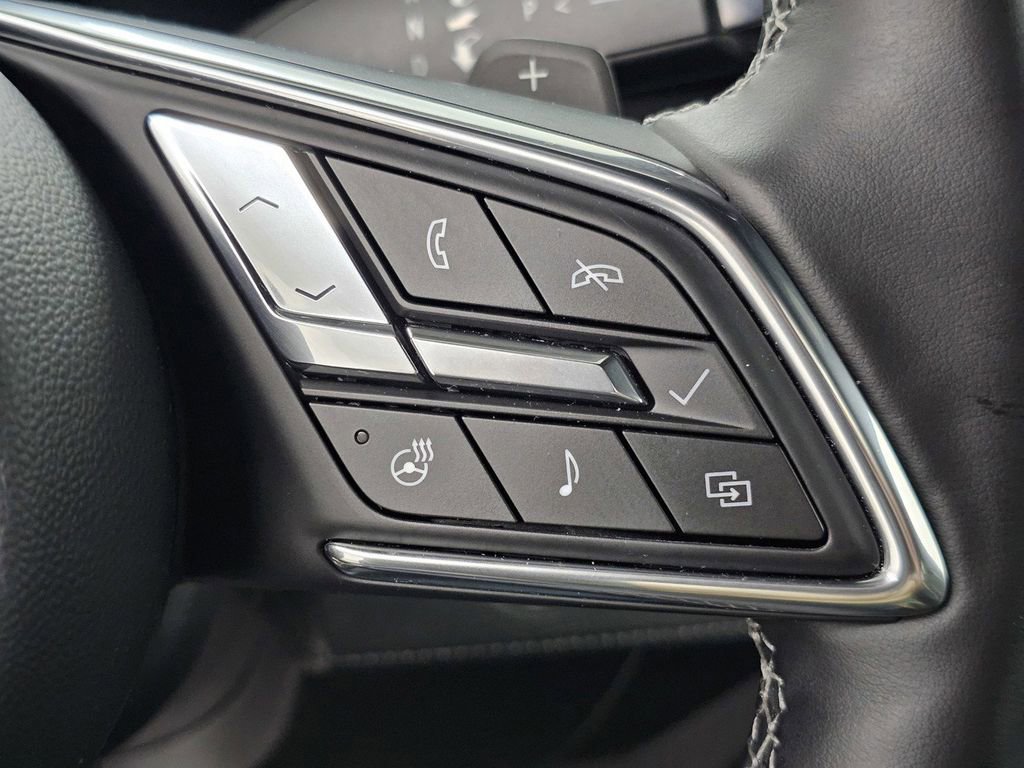 Used 2025 Buick Enclave Preferred image 32