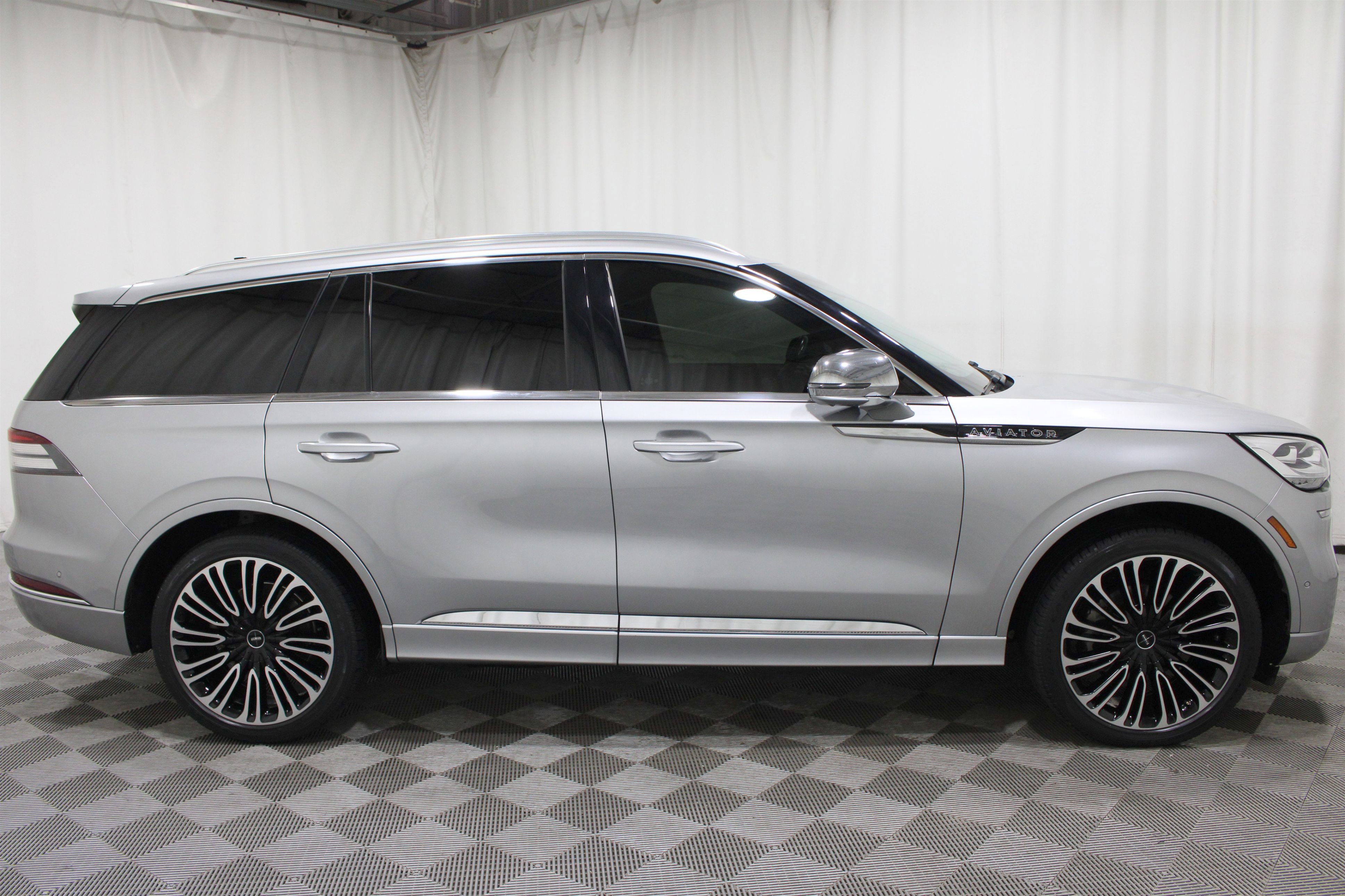 Used 2021 Lincoln Aviator Black Label w/ Class IV Trailer Tow Package image 32